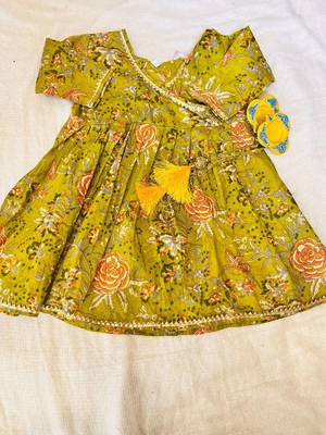 Heena green floral kurta set 4