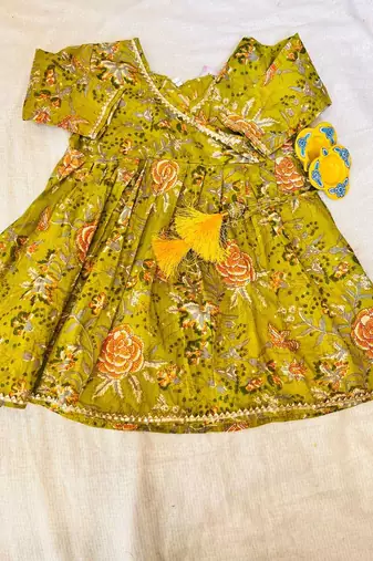 Heena green floral kurta set