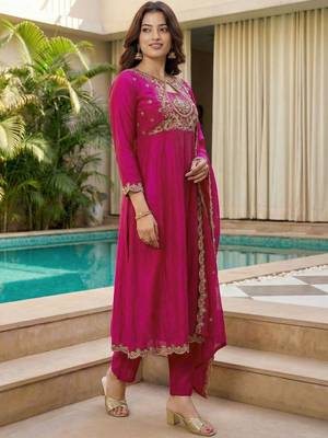 Women Ethnic Motifs Embroidered Empire Thread Work Kurta with Trousers & With Dupatta 2