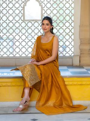 Women Ethnic Motifs Embroidered Scoop Neck Straight Kurta with Trousers & Dupatta 1