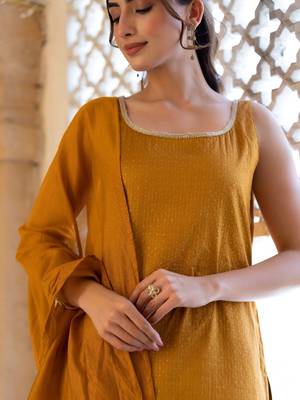 Women Ethnic Motifs Embroidered Scoop Neck Straight Kurta with Trousers & Dupatta 5