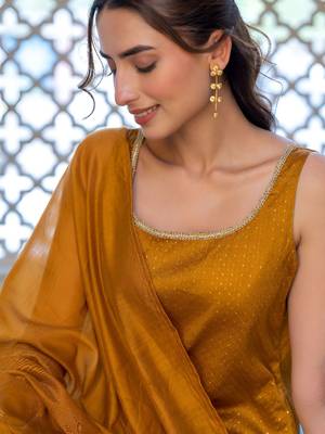 Women Ethnic Motifs Embroidered Scoop Neck Straight Kurta with Trousers & Dupatta 6