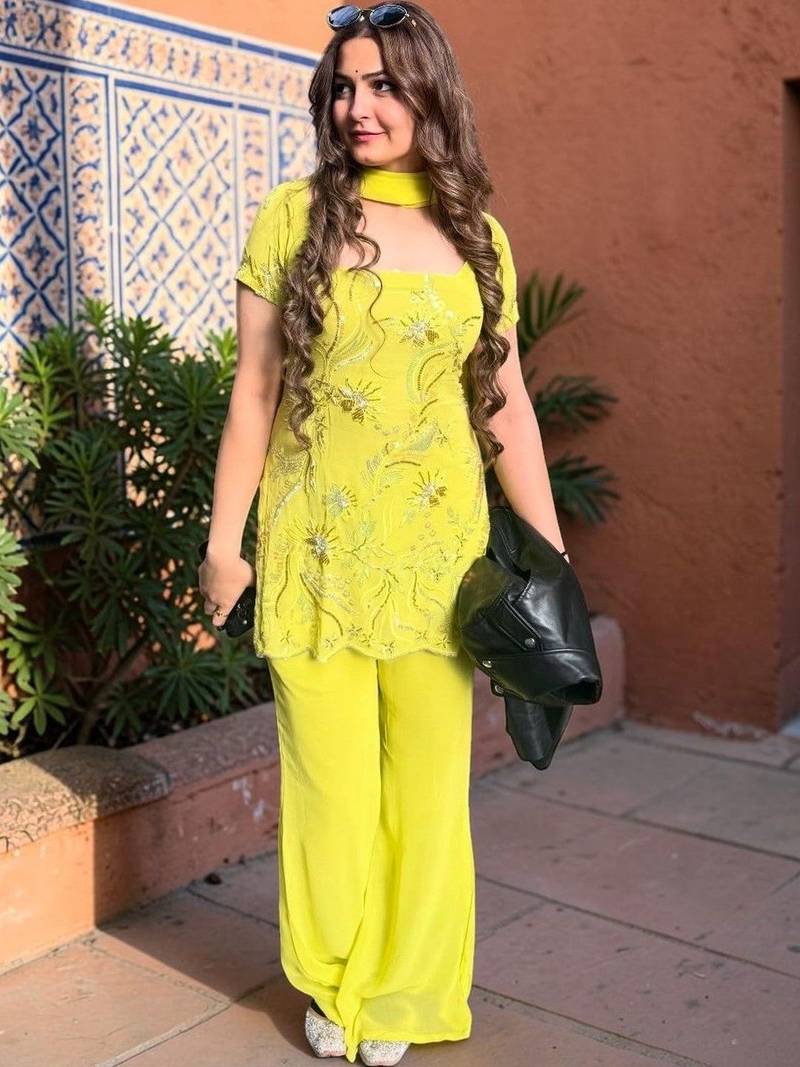 Women Ethnic Motifs Embroidered Regular Sequinned Kurti with Palazzos & With Dupatta