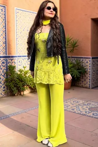 Women Ethnic Motifs Embroidered Regular Sequinned Kurti with Palazzos & With Dupatta