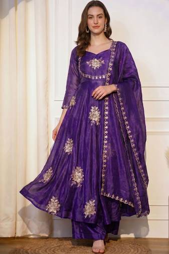 Women Floral Embroidered Empire Thread Work Kurta with Palazzos & With Dupatta
