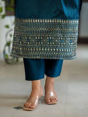 Embroidered Scoop Neck Sequinned Straight Kurta With Trousers & Dupatta 5