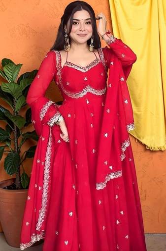Women Ethnic Motifs Embroidered Empire Thread Work Kurta with Trousers & With Dupatta