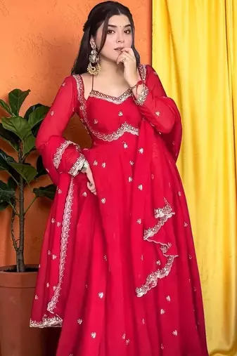 Women Ethnic Motifs Embroidered Empire Thread Work Kurta with Trousers & With Dupatta