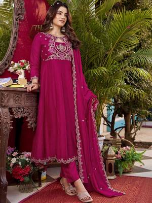 Women Ethnic Motifs Embroidered Empire Thread Work Kurta with Trousers & With Dupatta 4