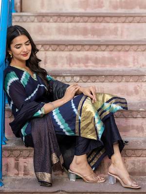 Leheriya Dyed V-Neck Pure Silk Straight Kurta With Trousers & Dupatta 7