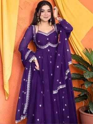 Women Ethnic Motifs Embroidered Empire Thread Work Kurta with Trousers & With Dupatta 6