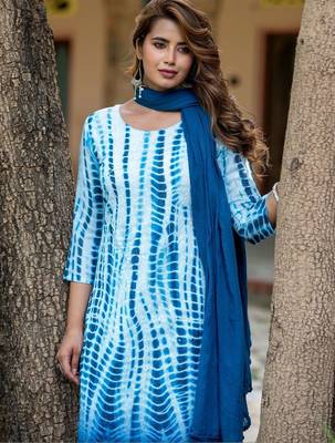 Women Dyed Regular Pure Cotton Kurta with Trousers & With Dupatta 2