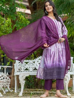 Women Dyed Regular Pure Cotton Kurta with Trousers & With Dupatta 3