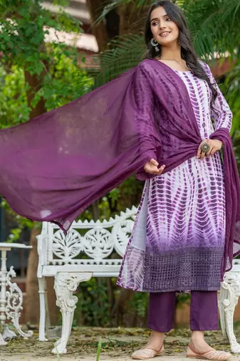 Women Dyed Regular Pure Cotton Kurta with Trousers & With Dupatta