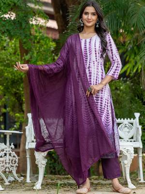 Women Dyed Regular Pure Cotton Kurta with Trousers & With Dupatta 7