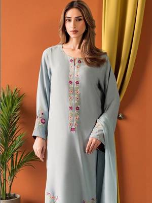 Embroidered Round Neck Thread Work Chanderi Silk Kurta With Trousers & Dupatta 3