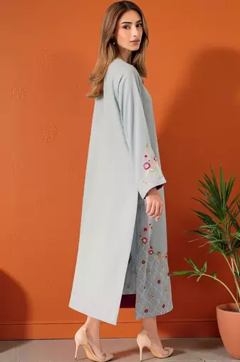 Embroidered Round Neck Thread Work Chanderi Silk Kurta With Trousers & Dupatta