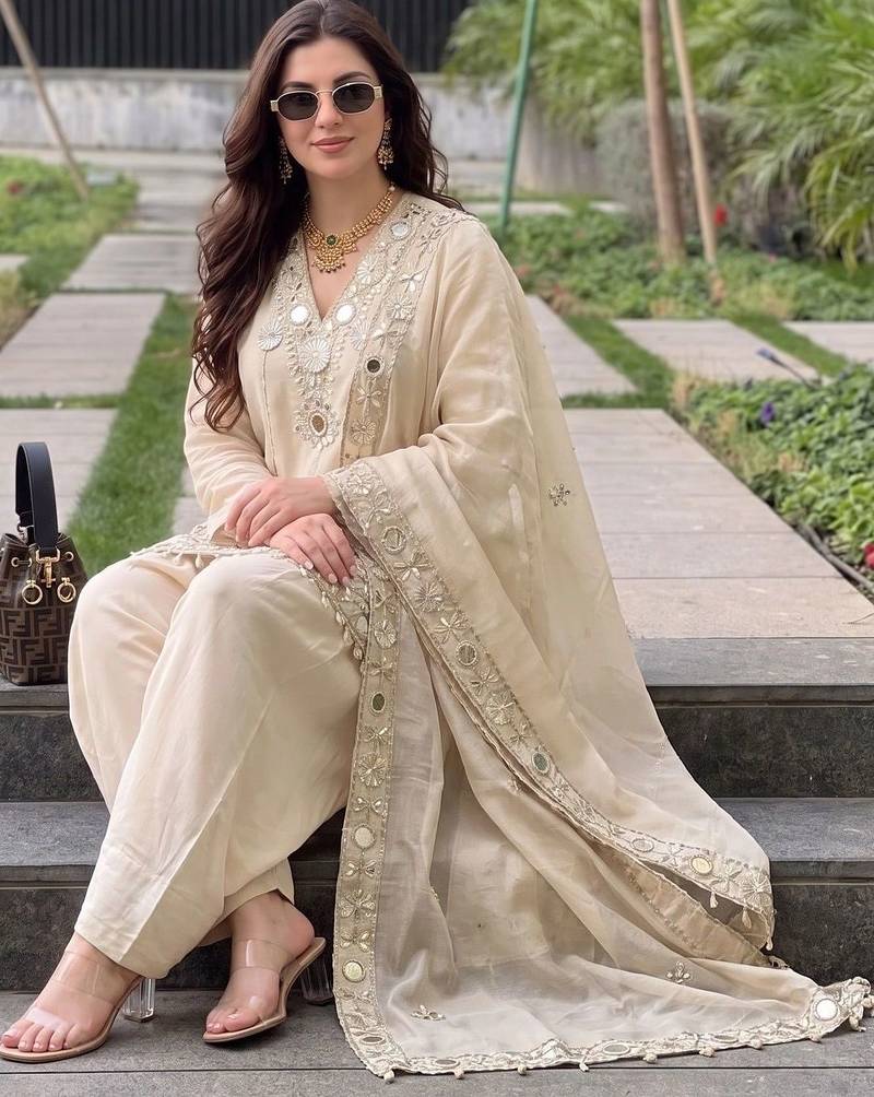 Women Ethnic Motifs Embroidered Regular Mirror Work Pure Silk Kurta with Patiala & With Dupatta