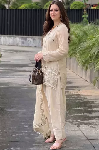 Women Ethnic Motifs Embroidered Regular Mirror Work Pure Silk Kurta with Patiala & With Dupatta