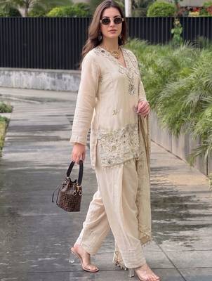 Women Ethnic Motifs Embroidered Regular Mirror Work Pure Silk Kurta with Patiala & With Dupatta 6