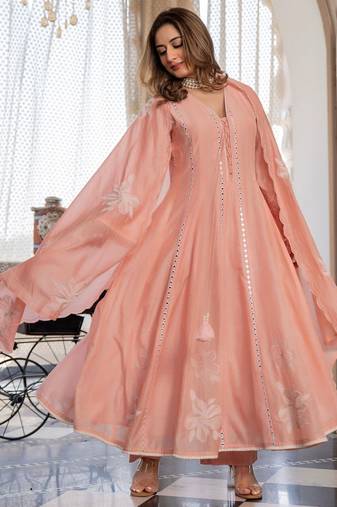 Women Floral Embroidered Regular Mirror Work Chanderi Silk Kurta with Trousers & With Dupatta