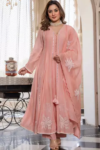 Women Floral Embroidered Regular Mirror Work Chanderi Silk Kurta with Trousers & With Dupatta