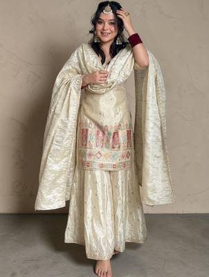 Women Ethnic Motifs Embroidered Regular Thread Work Kurta with Sharara & With Dupatta 1