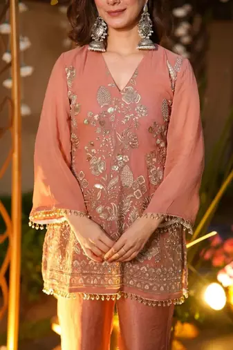 Women Ethnic Motifs Embroidered Regular Thread Work Kurta with Palazzos