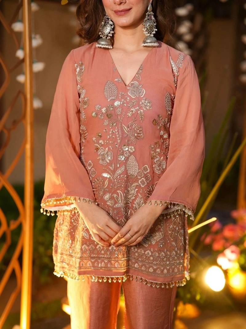 Women Ethnic Motifs Embroidered Regular Thread Work Kurta with Palazzos