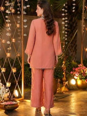 Women Ethnic Motifs Embroidered Regular Thread Work Kurta with Palazzos 4