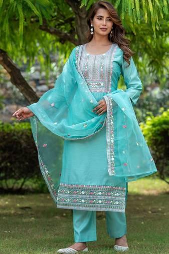 Women Ethnic Motifs Embroidered Regular Thread Work Chanderi Silk Kurta with Trousers & With Dupatta