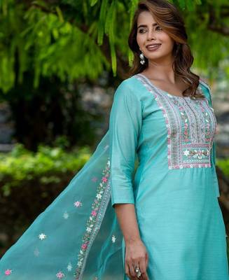 Women Ethnic Motifs Embroidered Regular Thread Work Chanderi Silk Kurta with Trousers & With Dupatta 6