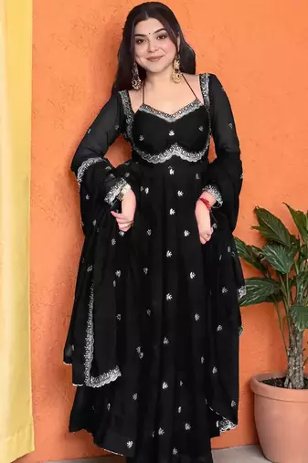 Women Ethnic Motifs Printed Empire Thread Work Kurta with Trousers & With Dupatta