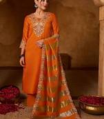 Women Floral Embroidered Regular Thread Work Kurta with Trousers & With Dupatta