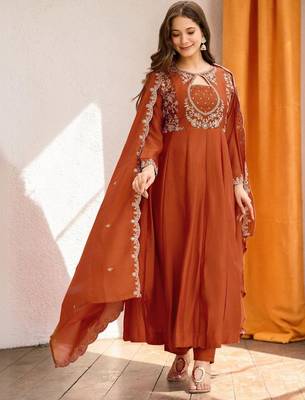 Women Ethnic Motifs Embroidered Empire Thread Work Kurta with Trousers & With Dupatta 1