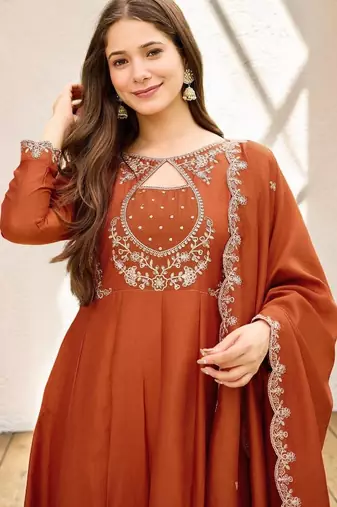Women Ethnic Motifs Embroidered Empire Thread Work Kurta with Trousers & With Dupatta