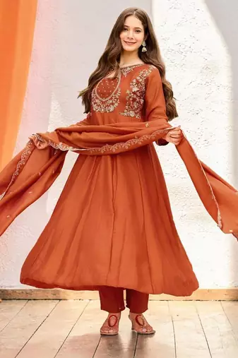 Women Ethnic Motifs Embroidered Empire Thread Work Kurta with Trousers & With Dupatta