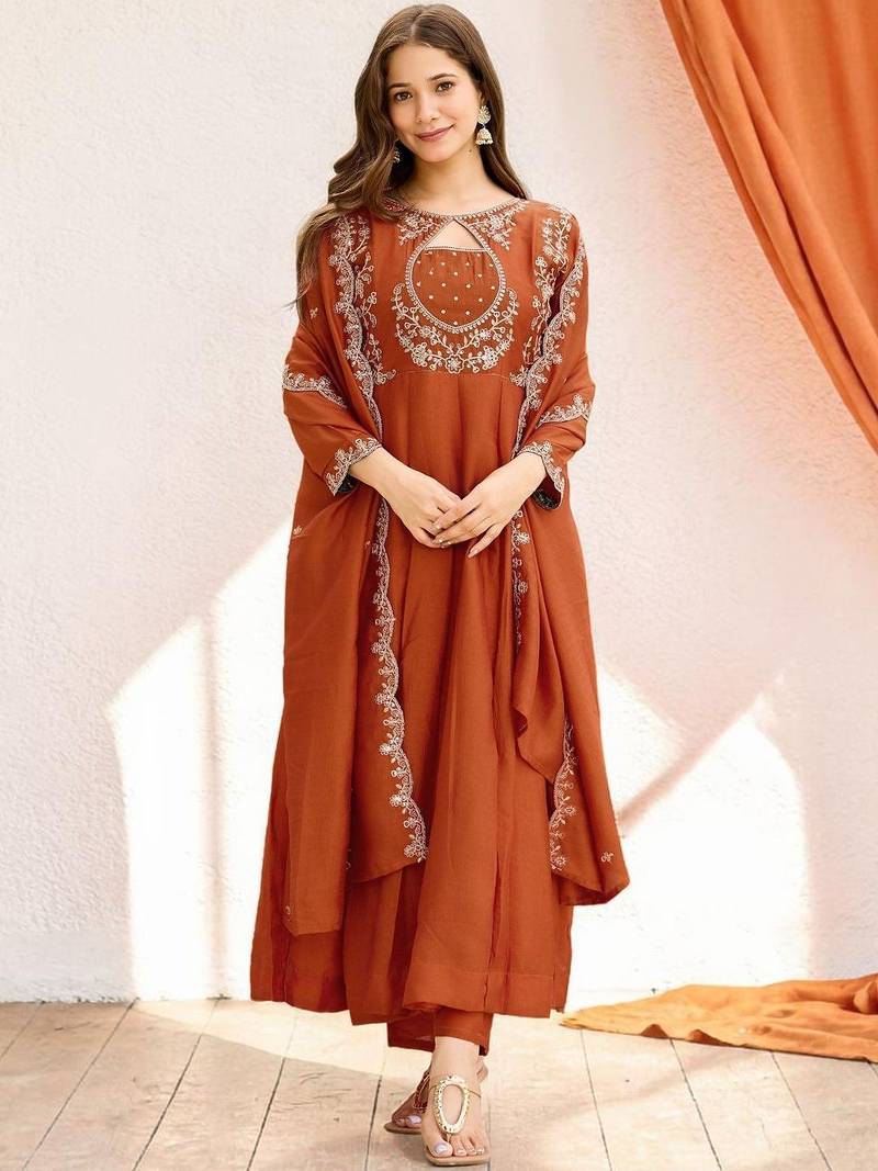 Women Ethnic Motifs Embroidered Empire Thread Work Kurta with Trousers & With Dupatta