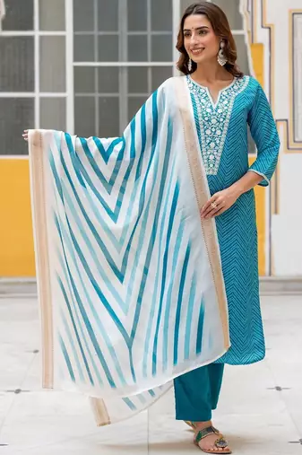 Women Ethnic Motifs Printed Regular Thread Work Kurta with Trousers & With Dupatta