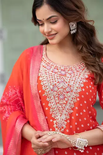 Women Ethnic Motifs Printed Regular Thread Work Kurta with Trousers & With Dupatta