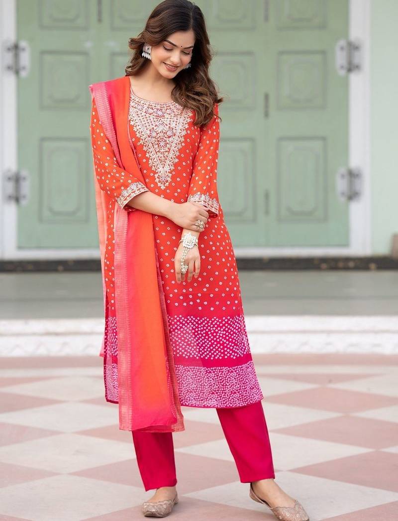 Women Ethnic Motifs Printed Regular Thread Work Kurta with Trousers & With Dupatta