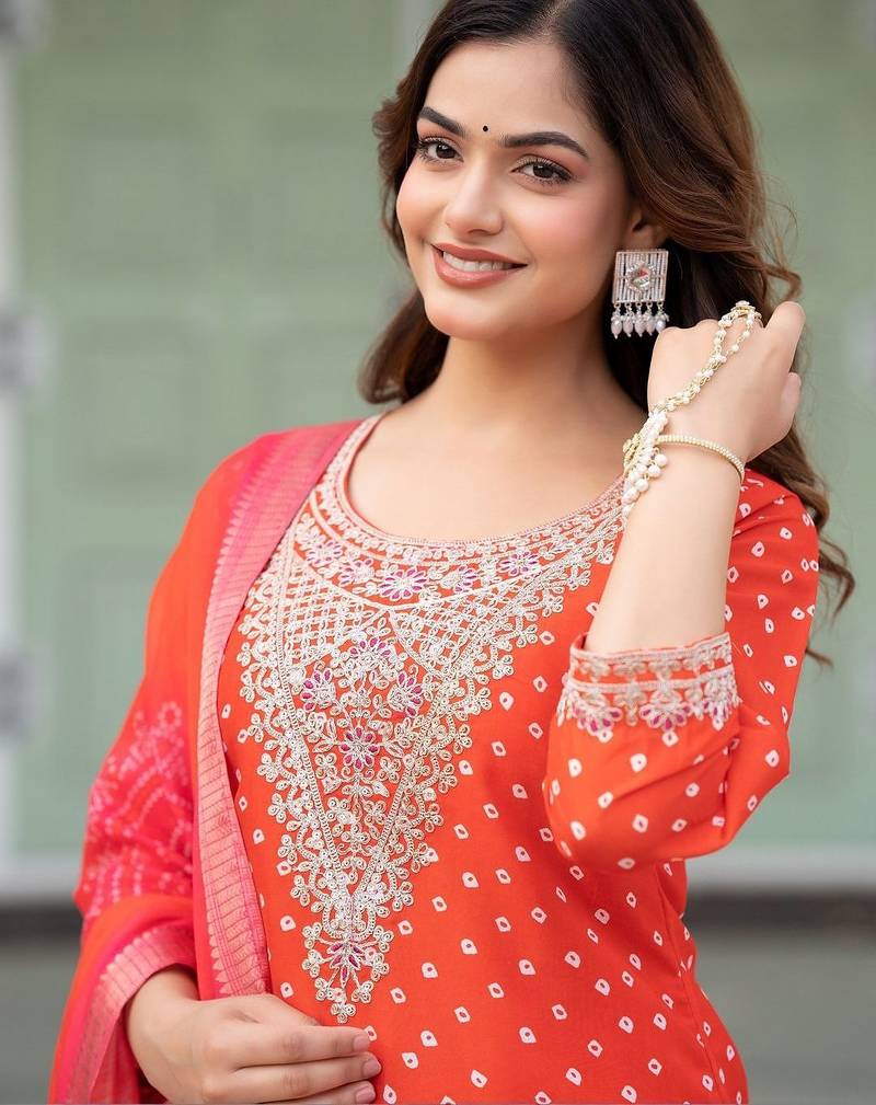 Women Ethnic Motifs Printed Regular Thread Work Kurta with Trousers & With Dupatta