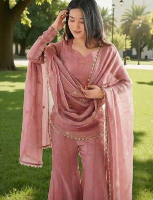 Women Embroidered Regular Gotta Patti Kurti with Sharara & With Dupatta 2