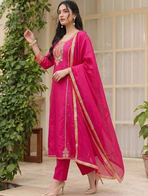 Women Ethnic Motifs Embroidered Regular Thread Work Kurta with Trousers & With Dupatta 3