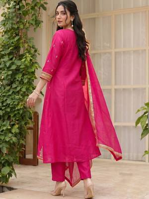 Women Ethnic Motifs Embroidered Regular Thread Work Kurta with Trousers & With Dupatta 4