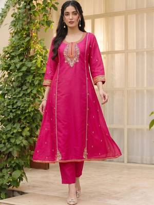 Women Ethnic Motifs Embroidered Regular Thread Work Kurta with Trousers & With Dupatta 6