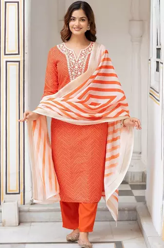 Women Ethnic Motifs Embroidered Regular Thread Work Pure Cotton Kurta with Trousers & With Dupatta