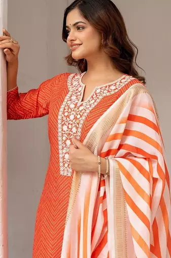 Women Ethnic Motifs Embroidered Regular Thread Work Pure Cotton Kurta with Trousers & With Dupatta
