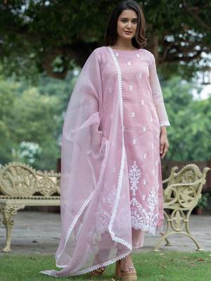 Women Ethnic Motifs Embroidered Regular Thread Work Kurta with Trousers & With Dupatta 2