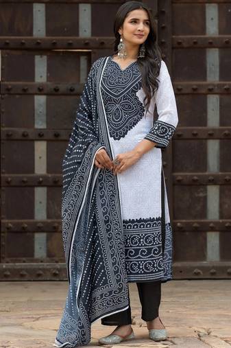 Women Ethnic Motifs Printed Regular Pure Cotton Kurta with Trousers & With Dupatta